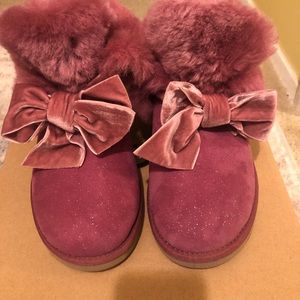 Ugg Gita twinkle bow mini